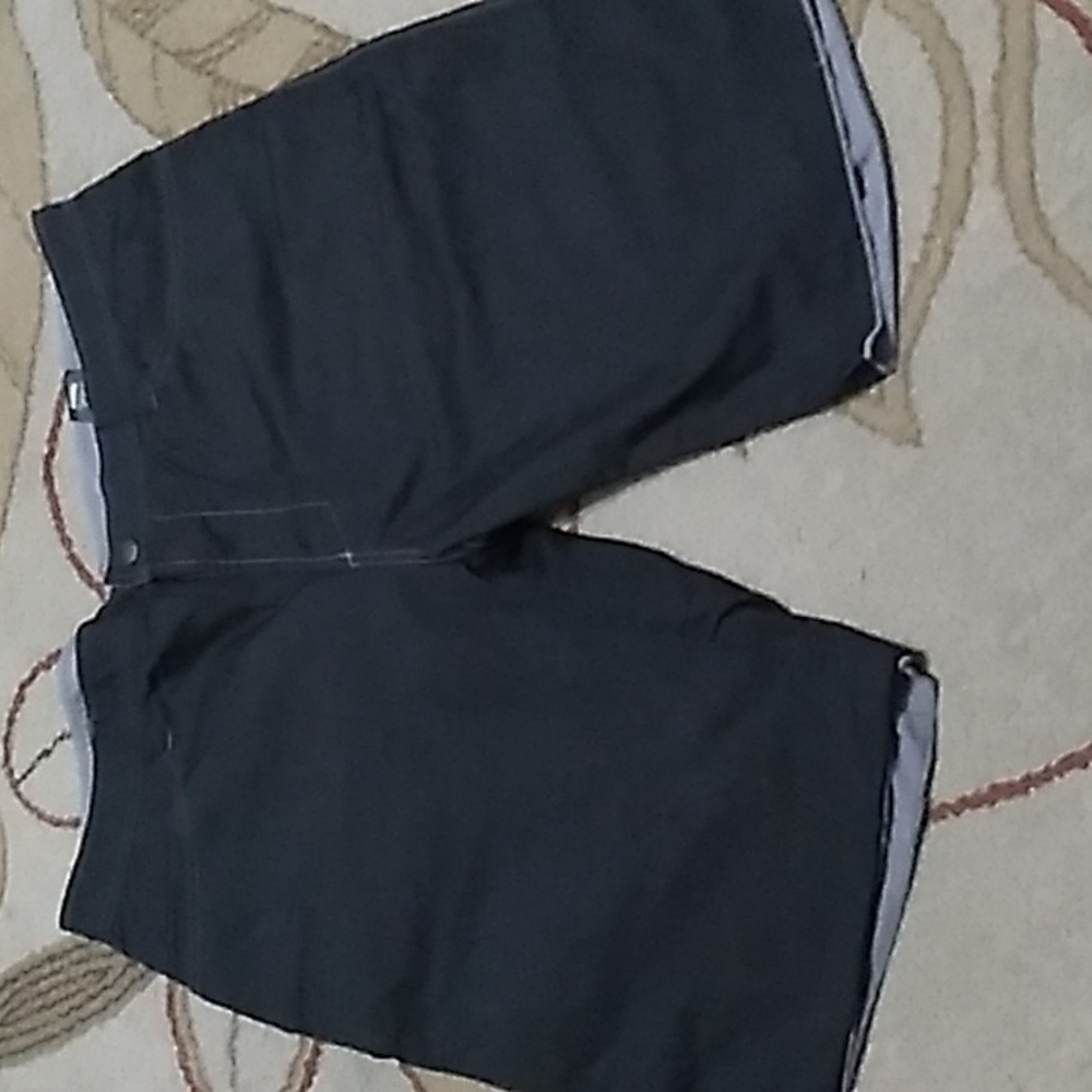 Reversible shorts - Picture 3 of 5
